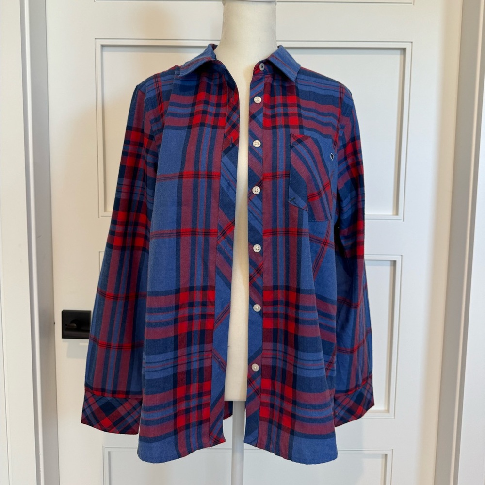 Vineyard Vines flannel button up shirt size 8